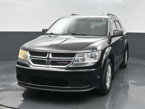 Used 2017 Dodge Journey SE FWD image 2