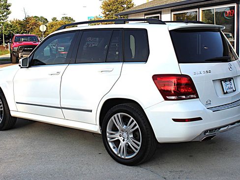 Used 2014 Mercedes-Benz GLK 350 2WD image 3