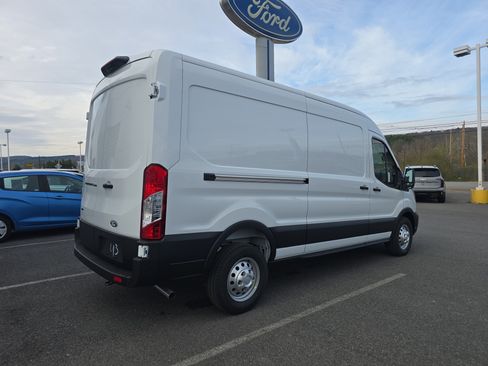 New 2026 Ford Transit 250 148 Medium Roof Extended AWD image 3