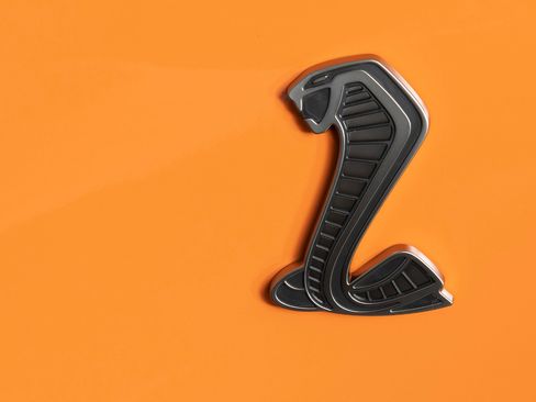 Used 2021 Ford Mustang Shelby GT500 w/ Carbon Fiber Track Pack image 15