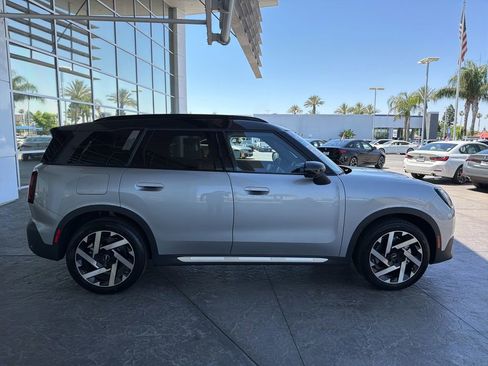 Used 2025 MINI Cooper Countryman S w/ Comfort Package Max AWD/4WD image 3
