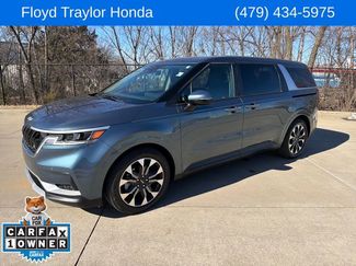 Used 2024 Kia Carnival EX video 1