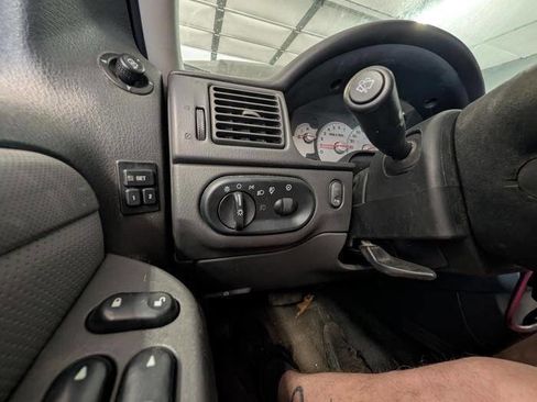 Used 2004 Mercury Mountaineer Convenience AWD/4WD image 34