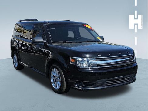 Used 2019 Ford Flex SE image 1
