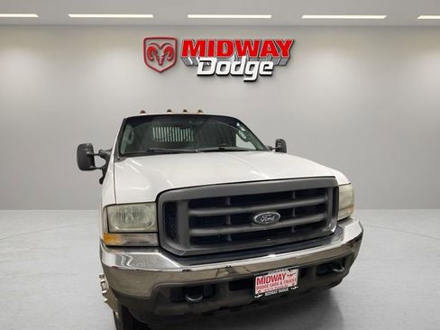 Used 2004 Ford F550 4x4 Regular Cab Super Duty image 9