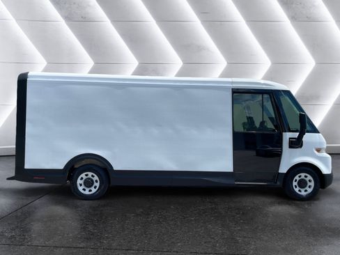 Used 2024 Chevrolet Brightdrop 600 w/ Commercial Equipment Package AWD/4WD image 24