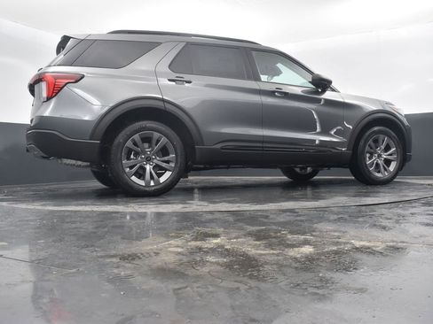 New 2026 Ford Explorer Active w/ Active Comfort Package image 36