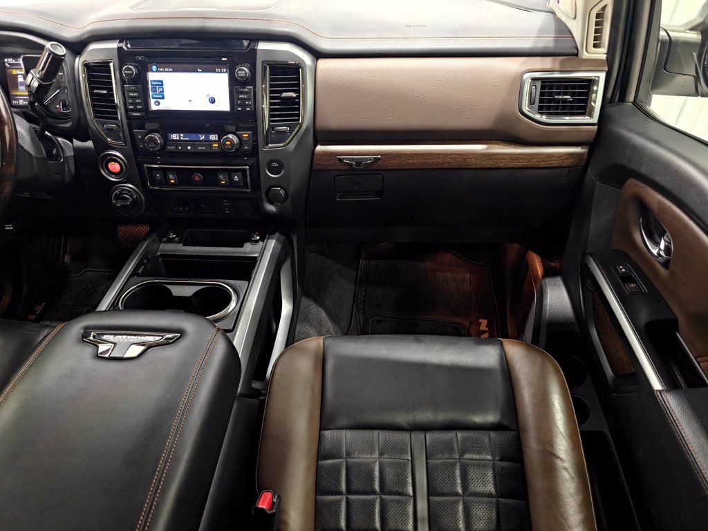 Used 2018 Nissan Titan Platinum Reserve AWD/4WD image 29