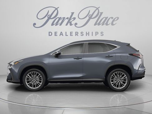 Used 2025 Lexus NX 250 FWD w/ Accessory Package (Z1) image 2