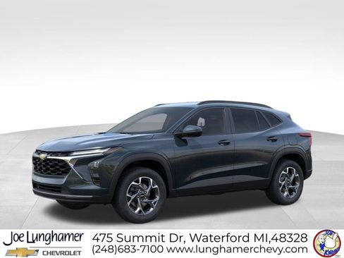 New 2026 Chevrolet Trax LT FWD image 2