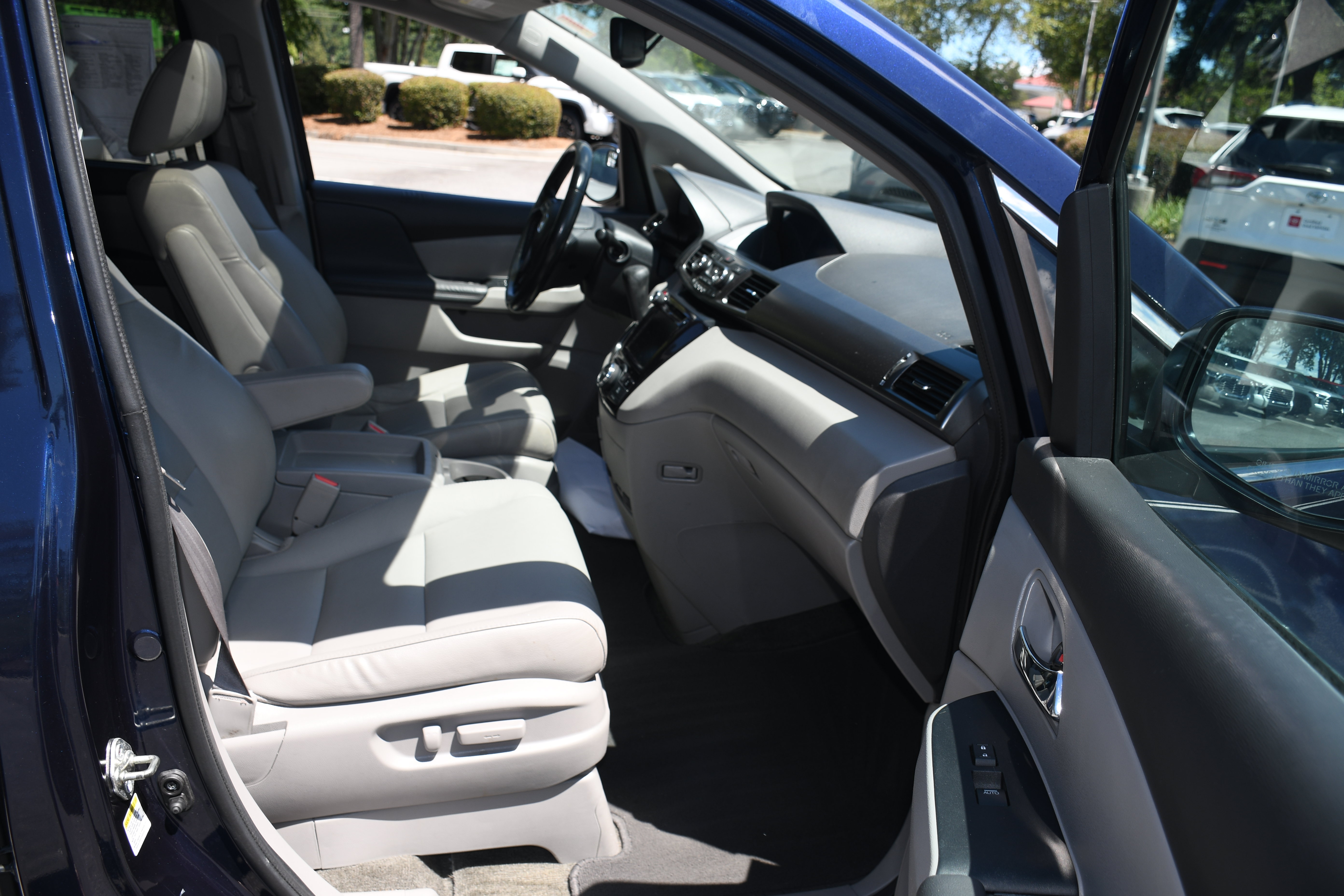 Used 2017 Honda Odyssey EX-L image 21