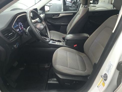 Used 2022 Ford Escape SE w/ Convenience Package FWD image 14