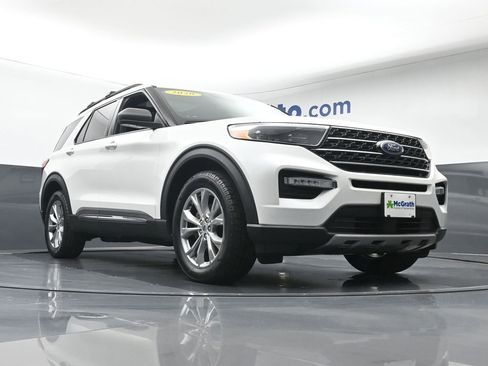 Used 2020 Ford Explorer XLT w/ Equipment Group 202A image 28