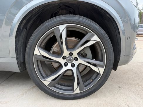 Used 2016 Volvo XC90 T6 Inscription w/ Protection Package Plus AWD/4WD image 9