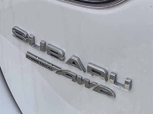 Used 2022 Subaru Forester Limited image 10