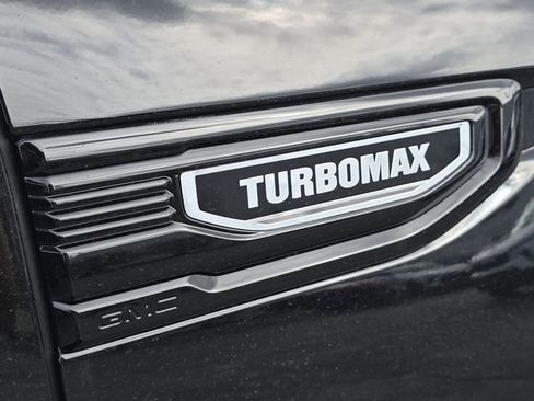 Used 2025 GMC Sierra 1500 Elevation image 35