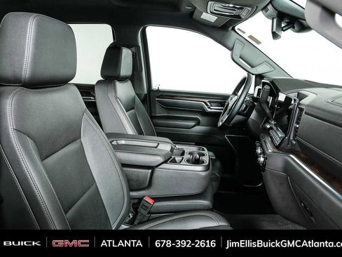 Used 2025 GMC Sierra 1500 SLT AWD/4WD image 21