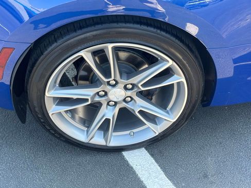 Used 2020 Chevrolet Camaro LT RWD image 10
