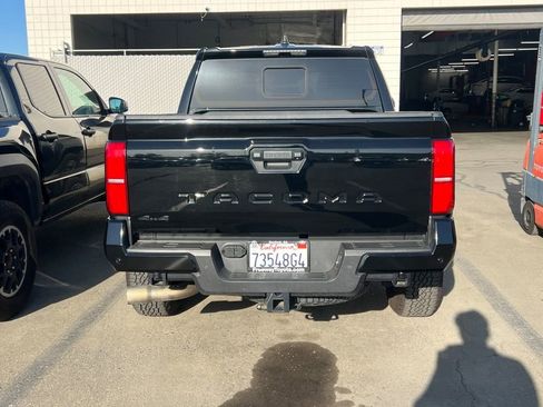 Certified 2025 Toyota Tacoma TRD Off-Road w/ TRD Off Road Upgrade Package image 7