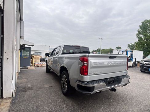 Used 2019 Chevrolet Silverado 1500 LT w/ All-Star Edition AWD/4WD image 3