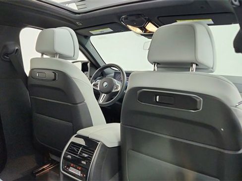 Used 2026 BMW X6 M60i image 27