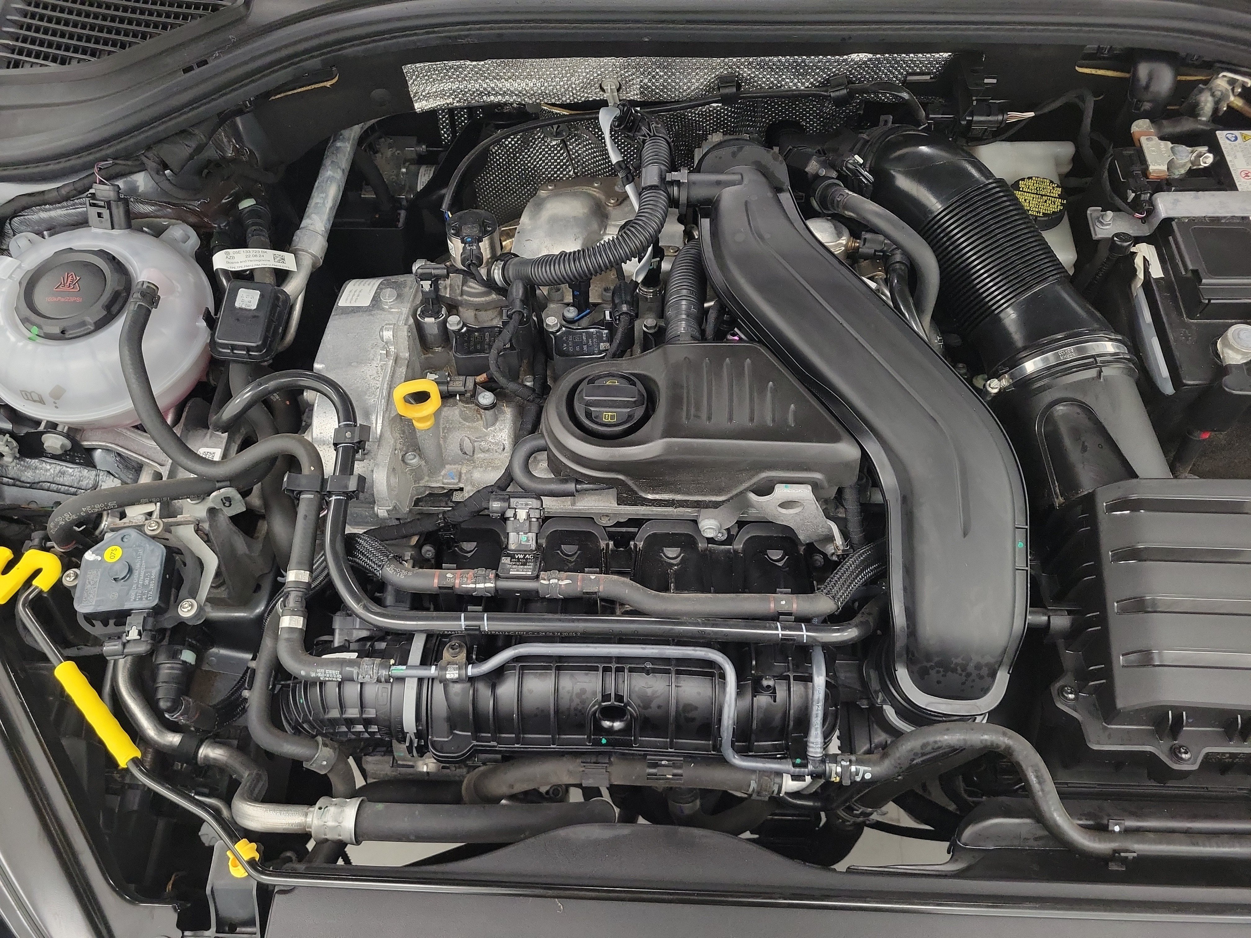 Used 2025 Volkswagen Jetta Sport FWD image 8