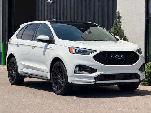 Used 2024 Ford Edge ST-Line AWD/4WD image 4