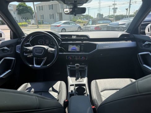 Used 2020 Audi Q3 2.0T Premium AWD/4WD image 24