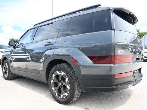 Used 2026 Hyundai Santa Fe SEL FWD image 4