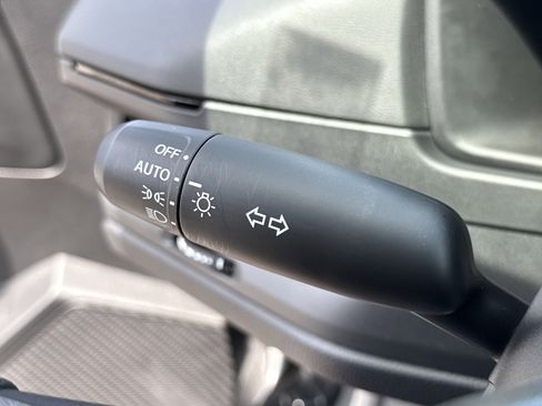 Certified 2024 Honda Accord EX image 33