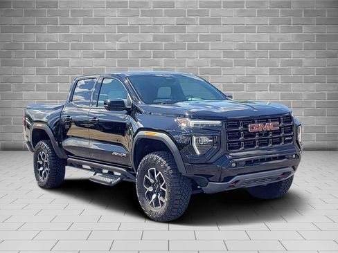 Used 2023 GMC Canyon AT4X AWD/4WD image 3