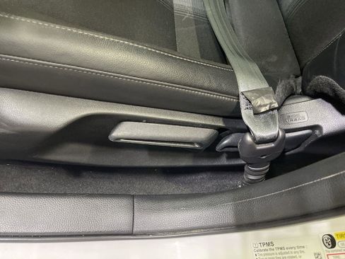 Certified 2025 Honda Civic Sport image 12