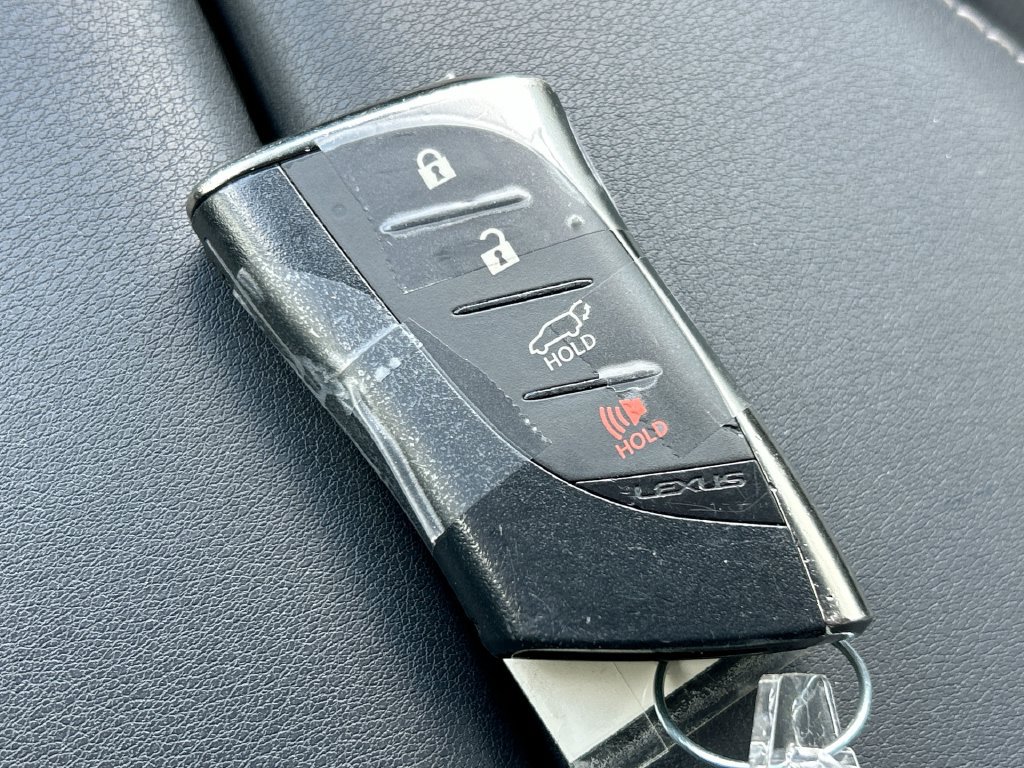 Used 2024 Lexus TX 500h AWD w/ Technology Package image 30