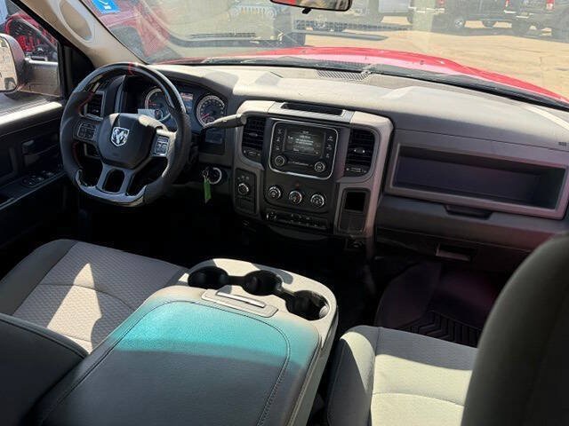 Used 2018 RAM 3500 Tradesman w/ Chrome Appearance Group AWD/4WD image 26