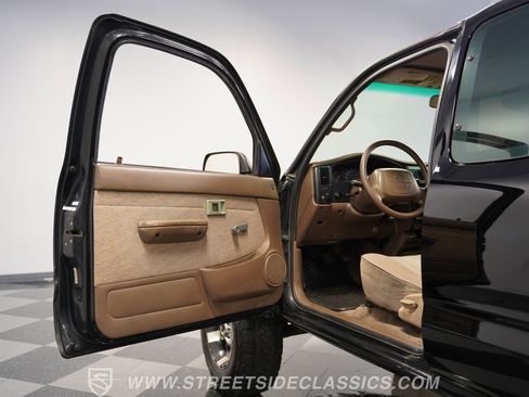 Used 1998 Toyota Tacoma 4x4 w/ SR5 Package image 36