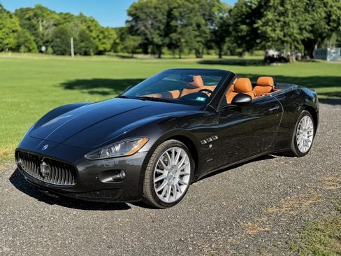 Used 2010 Maserati GranTurismo Convertible RWD image 62