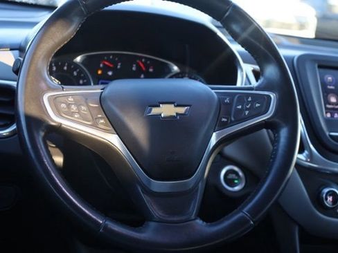 Certified 2022 Chevrolet Equinox LT w/ Driver Convenience Package image 12