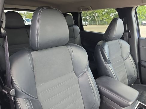 Used 2024 Mitsubishi Outlander SE FWD image 30