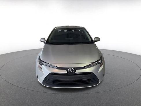 Used 2023 Toyota Corolla LE image 16