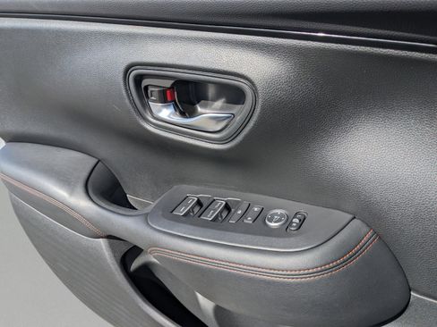 Used 2024 Honda HR-V Sport image 23