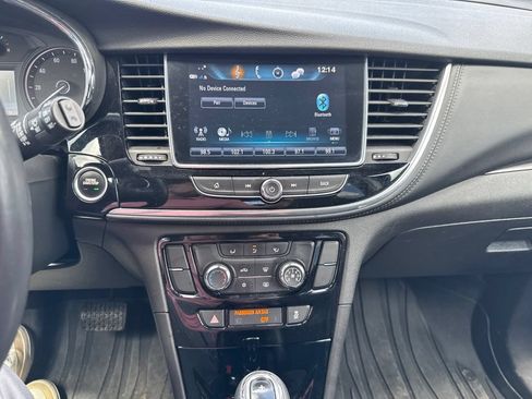 Used 2019 Buick Encore Preferred FWD image 18