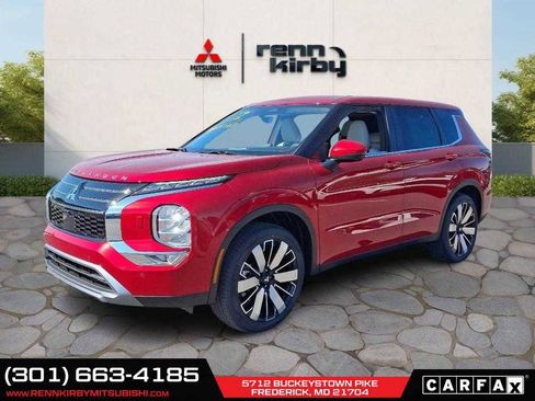 New 2025 Mitsubishi Outlander SE image 4