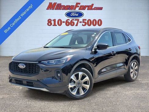 Certified 2025 Ford Escape Platinum AWD/4WD image 1