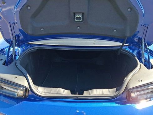 Used 2020 Chevrolet Camaro LT w/ RS Package image 28