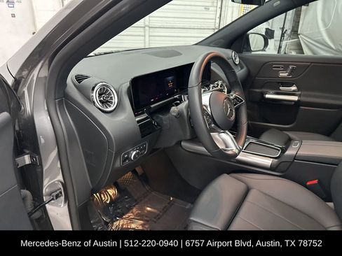 Certified 2025 Mercedes-Benz GLA 250 image 10