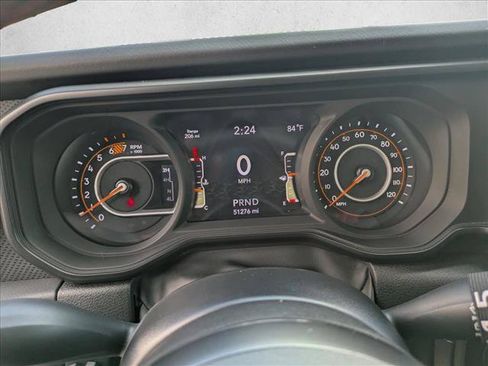 Used 2024 Jeep Wrangler Unlimited Rubicon w/ Technology Group AWD/4WD image 19