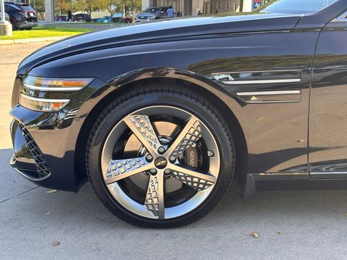 Used 2025 Genesis G80 3.5T Sport Prestige image 10