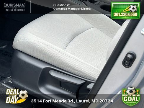 Used 2024 Toyota Corolla Cross L AWD/4WD image 7