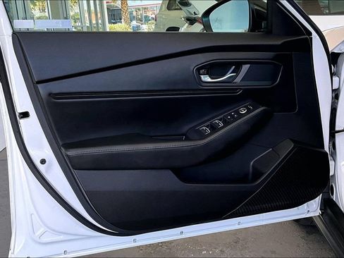 Used 2025 Honda Accord Sport image 20
