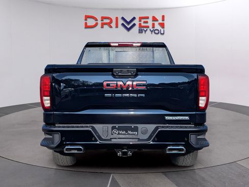 New 2026 GMC Sierra 1500 Elevation w/ Elevation Premium Package image 4